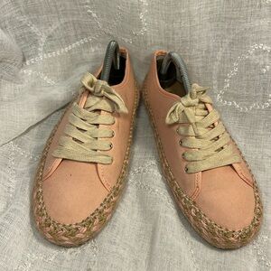 NWOT EMU espadrille leather flats